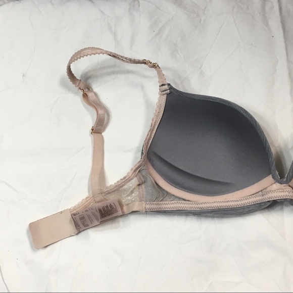 Stunning lace padded wireless bra! - Picture 8 of 10